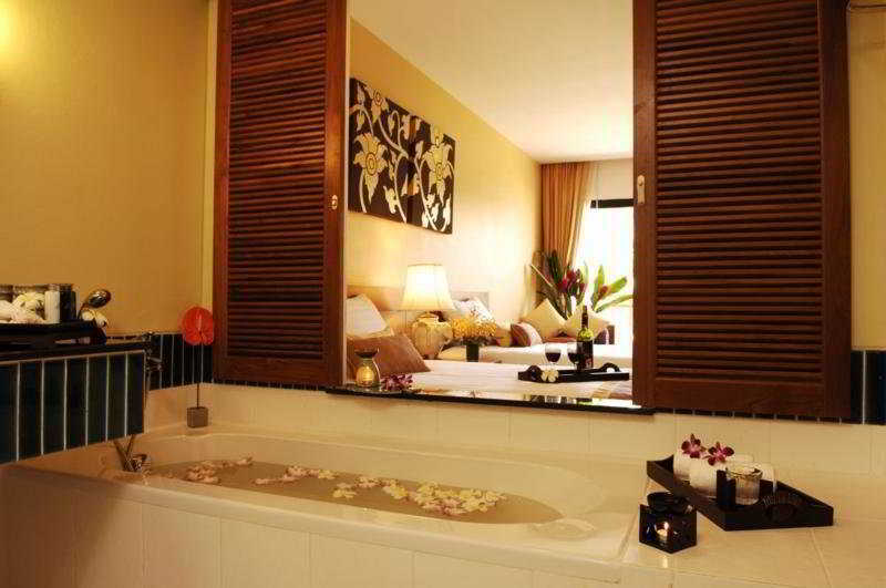Naithonburi Beach Resort - Sha Extra Plus Dış mekan fotoğraf